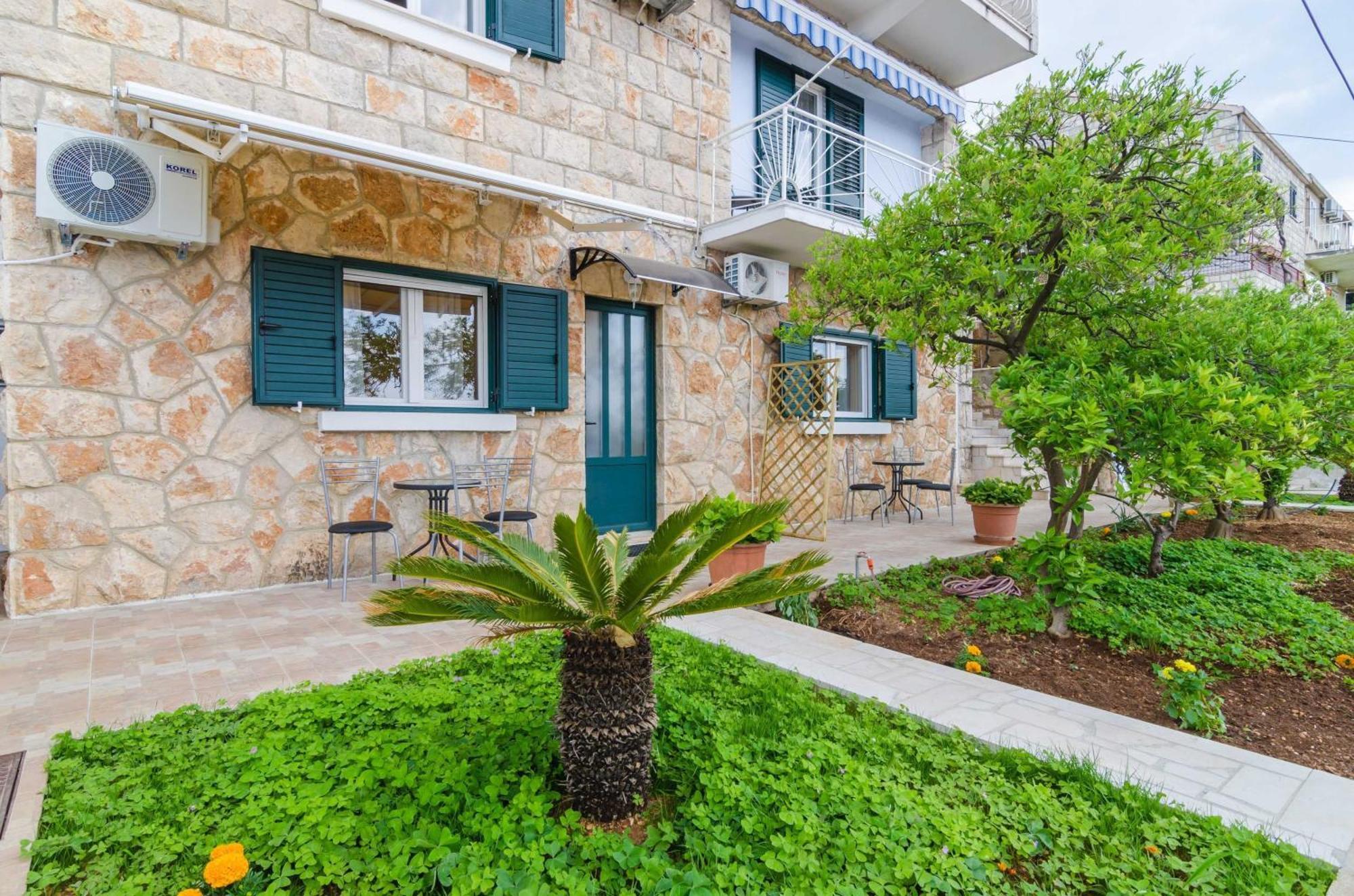 Apartments Lena & Lara Dubrovnik Exterior photo